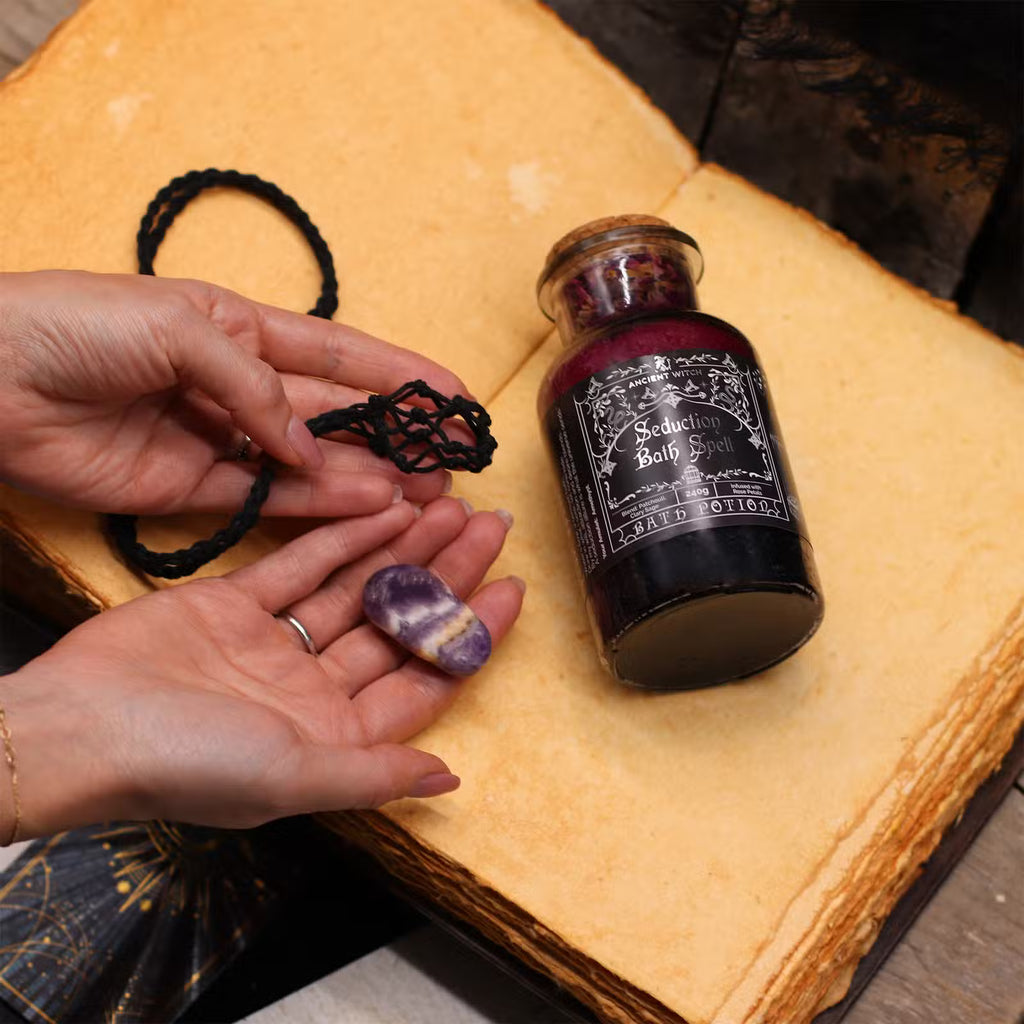 Ancient Witch Cleansing Bath Spell Potion with Rock Quartz Necklace