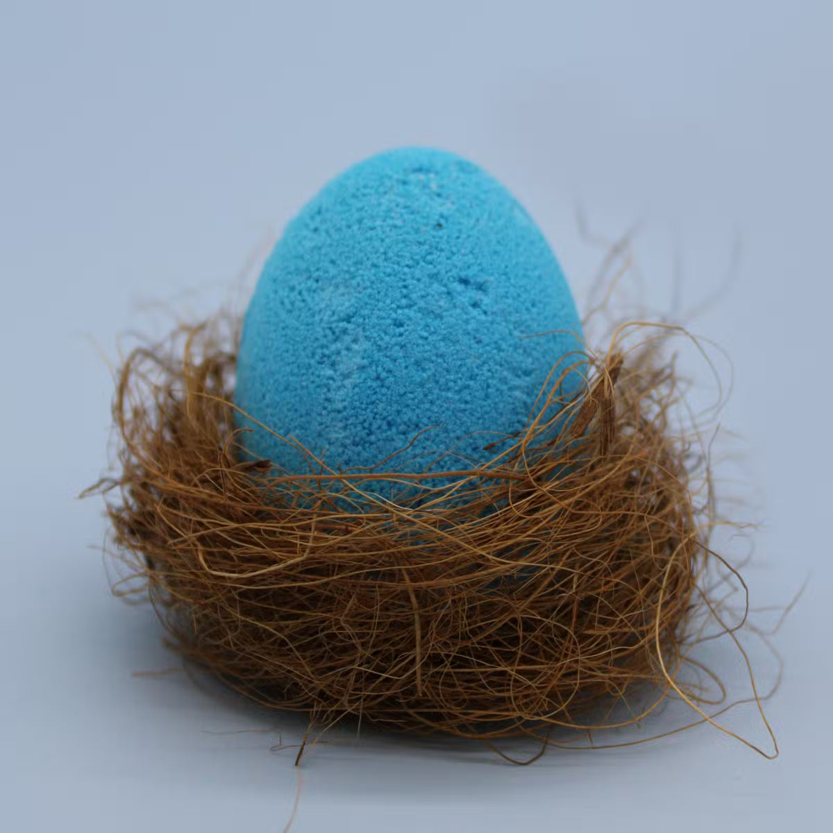 6 x 60g Bath Eggs in Tray - Blueberry