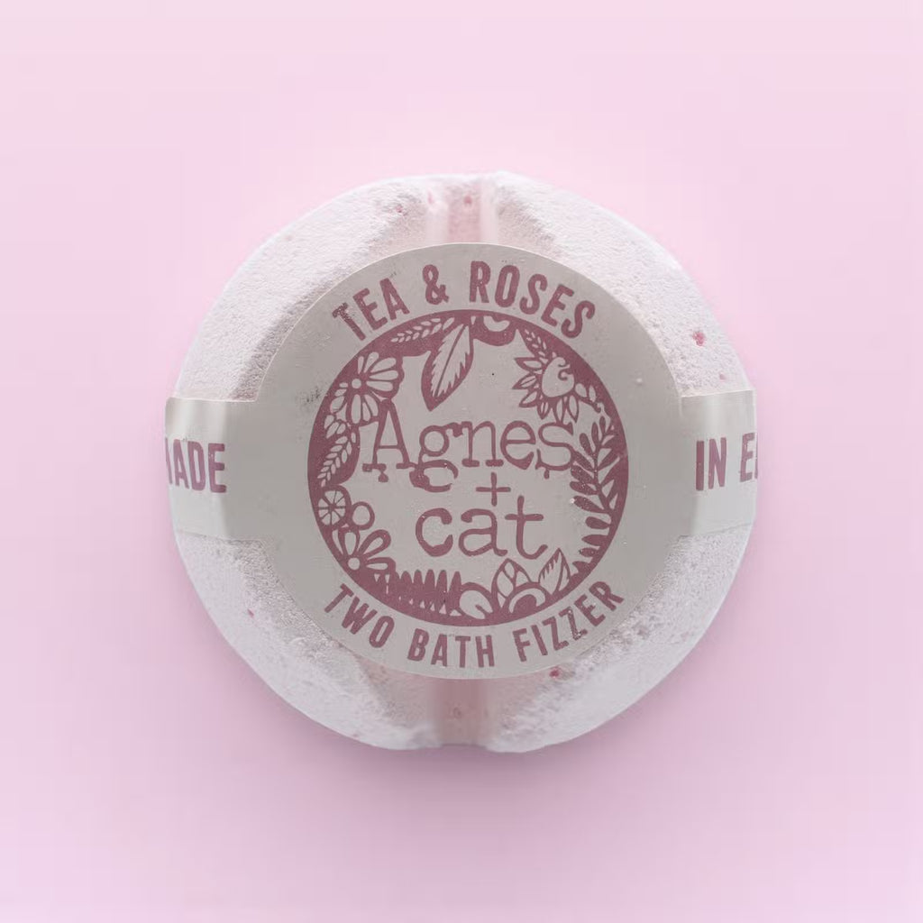 Agnes + Cat Bath Fizzer Tea and Roses 210g